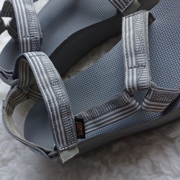 Teva sandals - Picture 2 of 15